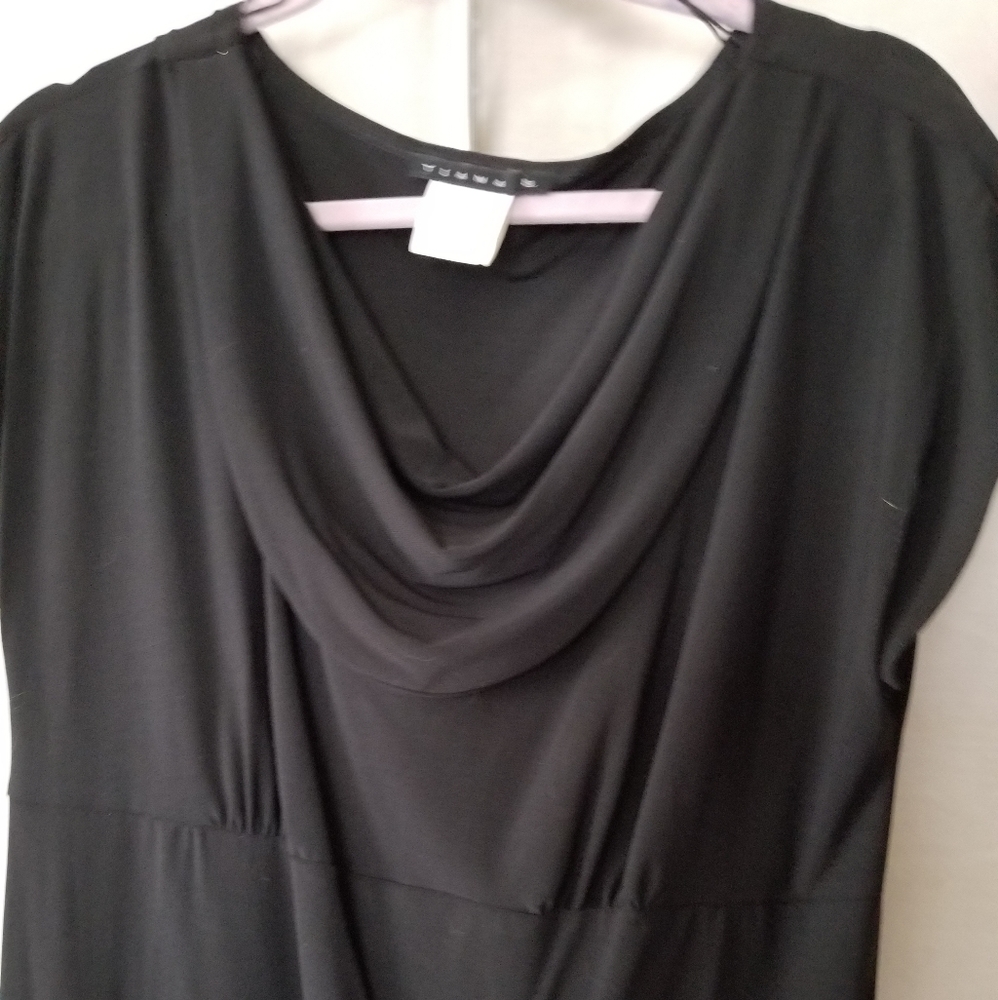 Short sleeve dress